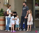 Ben Affleck y Jennifer Garner, felices junto a sus hijos en Atlanta ...
