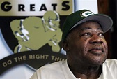 Willie Wood, Hall of Fame defensive back for Vince Lombardi’s Packers ...