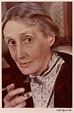 Virginia Woolf 1939 by Gisèle Freund. | Virginia woolf, Portrait ...