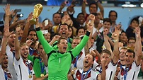 Auszeichnung für WM-Held: Manuel Neuer zum Welttorhüter 2014 gewählt ...