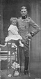 El Infante Fernando de Baviera en uniforme de Cazadores de Lusitania y ...