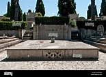 Roma Campo di Verano cemetery Garibaldi Stock Photo - Alamy
