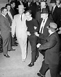 The moment Jack Ruby shot Lee Harvey Oswald in Dallas, 1963 - Rare ...