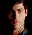 Matthew Daddario GIF - Matthew Daddario Malec - Discover & Share GIFs