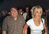 Quién es Claudia Villafañe, la única esposa del legendario Maradona