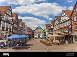 Zentralen Marktplatz im historischen Stadt Rinteln, Deutschland ...