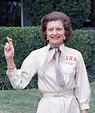 How Betty Ford's Daughter Staged an Intervention to Save Her Mom's Life ...