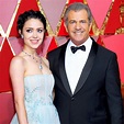 Mel Gibson’s Girlfriend, Rosalind Ross, Stuns Postbaby at Oscars 2017