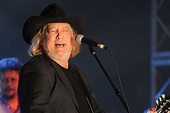 John Anderson Cancels Show Due to 'Serious Medical Issues'