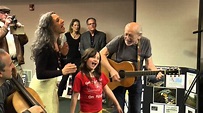 Bethany, Rufus and Peter Yarrow Singing We Shall Not Be Moved - YouTube