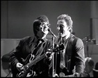 Bruce & Roy Orbison- A Black & White Night 1987 | Bruce springsteen ...