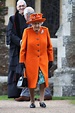 Queen Elizabeth's Best Fashion Looks - The Queen's Classic Outfits