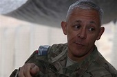 U.S. Army Commanding Gen. James Huggins, 82nd Airborne - PICRYL Public ...