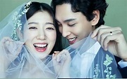朴信惠崔泰俊婚纱照释出 两人亲吻对视超甜-五毛网