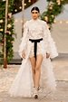 Chanel Alta Costura primavera-verano 2021 o la fantasía nupcial con la ...