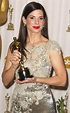 Sandra Bullock Oscar Award Winner - SheClick.com