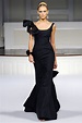 Oscar de la Renta's Romantic Runway Fashion (12 photos)