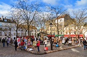 Place du Tertre à Montmartre : découvrir la place des artistes peintres ...
