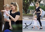 Amber Heard é vista com a filha pela primeira vez em Madri em parque