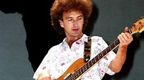 The printed shirt worn by John Deacon in the Queen : Live Aid | Spotern
