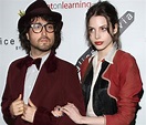 Sean Lennon hace cómplice de su debut musical a su novia, Charlotte ...