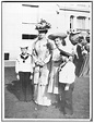 Queen Mary of Teck with her children | Grand Ladies | gogm