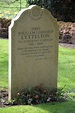 Gravestone of 11th Viscount Cobham © Philip Halling cc-by-sa/2.0 ...