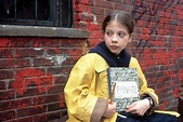 Harriet the Spy | Movies With Young Detectives | POPSUGAR UK Parenting ...