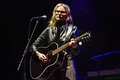 Aimee Mann Releases Leonard Cohen’s 'Avalanche'