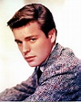 Robert Wagner Celebrity Biography. Star Histories at WonderClub