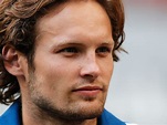 Daley Blind would 'prefer' central midfield role at Manchester United ...