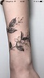 Die 145 besten Bilder zu Blumenranken tattoo | Blumenranken tattoo ...
