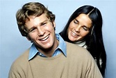 American actors Ryan O'Neal and Ali MacGraw in a promotional still for ...