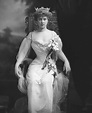 Daisy, Princess of Pless (Mary Theresa Olivia; née Cornwallis-West; 28 ...