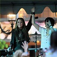 Miley Cyrus Rocks with Mitchel Musso | Photo 182471 - Photo Gallery ...
