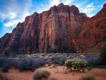 Thousand foot high canyon walls in Snow Canyon State Park in Ivins ...