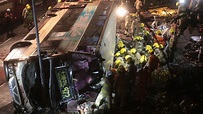 【即時圖輯】大埔公路九巴翻車車禍 釀19死40人多傷慘劇