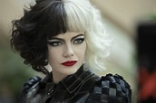Trailer For Disney's Cruella Shows A Young Woman That Is "A Little Bit ...