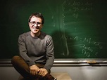 Yvan Monka, le professeur qui fait aimer les maths sur YouTube