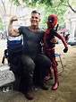 Ryan Reynolds reveals another photo of Josh Brolin as Cable on the set ...