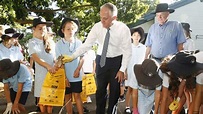 Malcolm Turnbull returns to his old Vaucluse Public School for Clean Up ...
