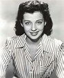 40 Glamorous Photos of Gail Russell in the 1940s and ’50s ~ Vintage ...