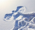 Make a Snow Angel | 100+ Things to Do Before You Die | POPSUGAR Smart ...