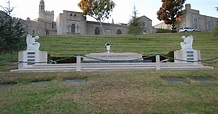 Forest Lawn Memorial Park, Glendale in Los Angeles, USA | Sygic Travel