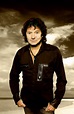 Music Minded: Starship featuring Mickey Thomas' new album in Sept.