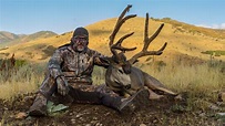 Buck Commander on Twitter: "Tombo Martin with an awesome 185" mule deer ...