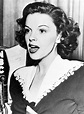 JUDY GARLAND | Judy garland, Classic hollywood glamour, Hollywood