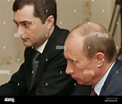 Stellvertretender Leiter der Präsidialverwaltung Vladislav Surkov(l ...