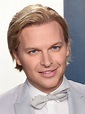 Foto de Ronan Farrow - Poster Ronan Farrow - Foto 0 de 1 - AdoroCinema