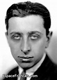 Robert Desnos – EspaceFrancais.com